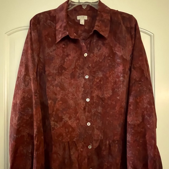 LOGO by Lori Goldstein button down tunic
